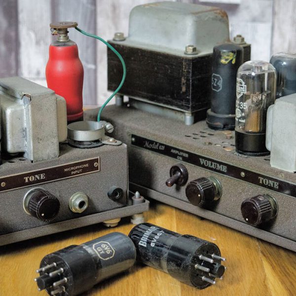 vintage tube amplifier